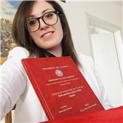 laureata e conoscitrice della lingua italiana con breve esperienza in lezioni private